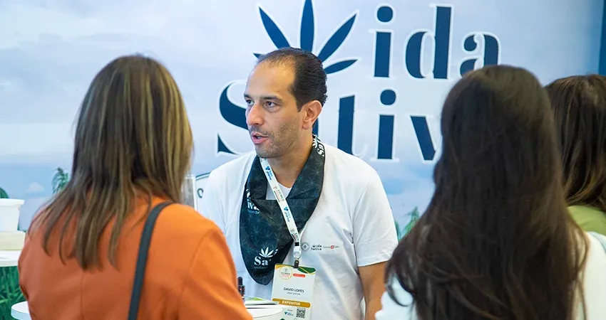 A Vida Sativa e o acolhimento dos pacientes no tratamento com Cannabis medicinal